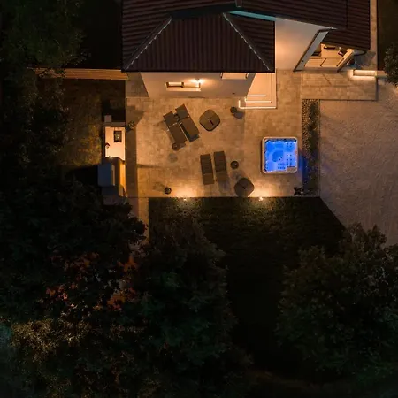 Casa Pinia With Outdoor Jacuzzi * Porec